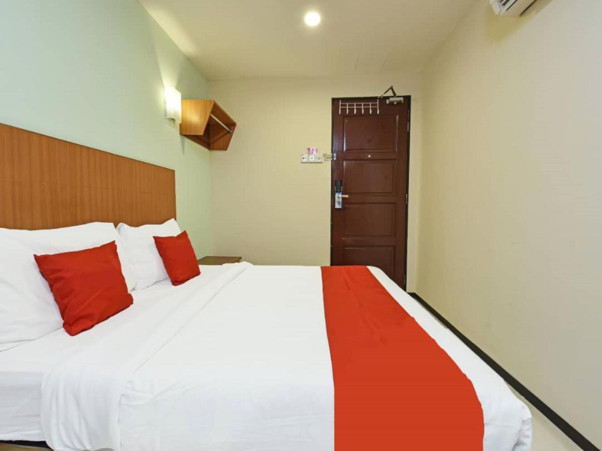 Mrc Hotel Melaka Raya Exterior foto